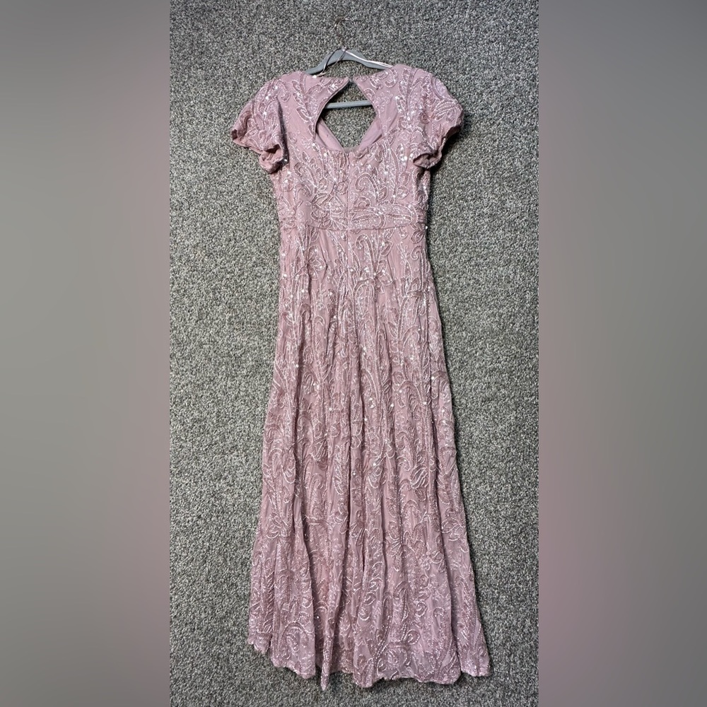 NWOT R&M Richards Mesh Sequined Embellished Dress Size 8 - Picture 5 of 7